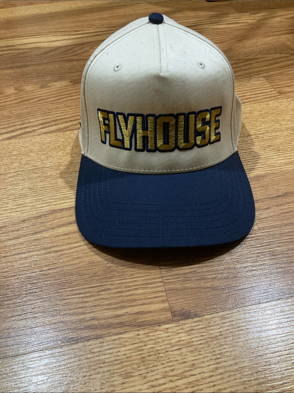 Two-Tone Men’s Baseball Cap — Tan & Navy